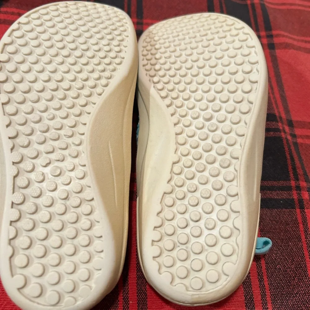 Disney Kids Ariel/The Little Mermaid Water Shoes Size 9